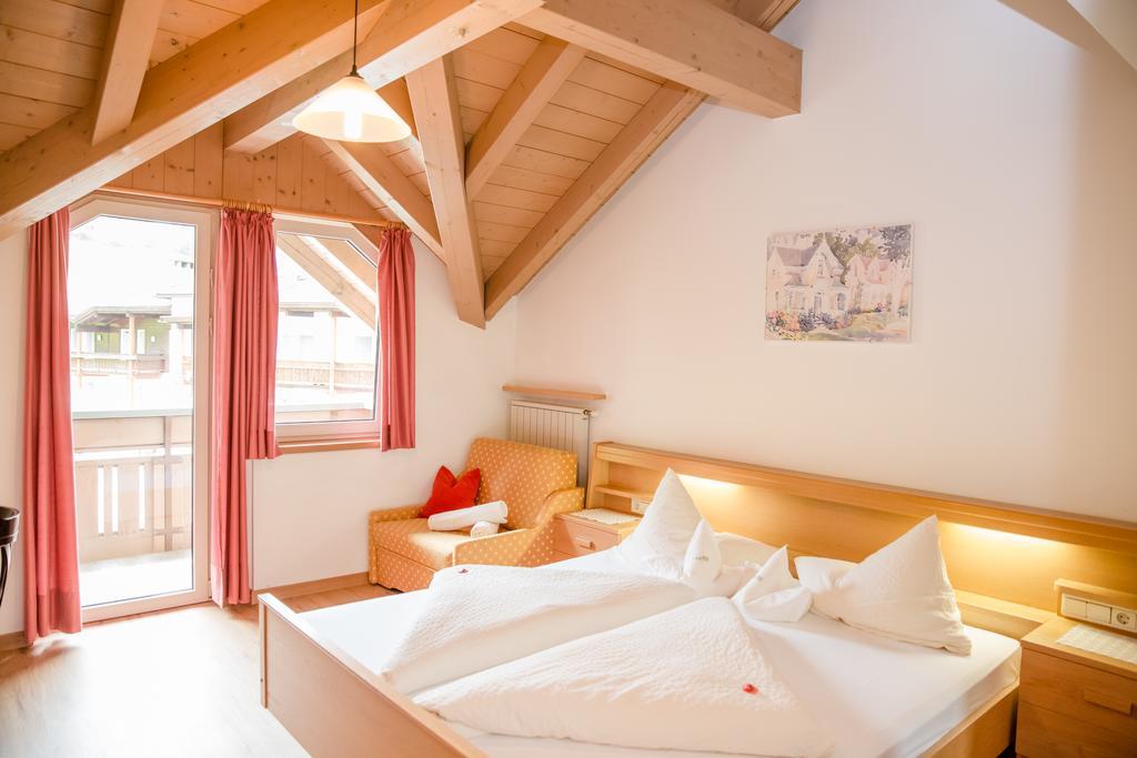 Alpine Life Hotel Anabel Cadipietra Extérieur photo