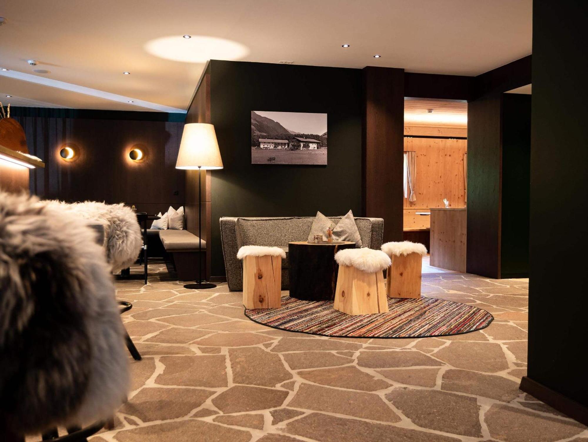 Alpine Life Hotel Anabel Cadipietra Extérieur photo
