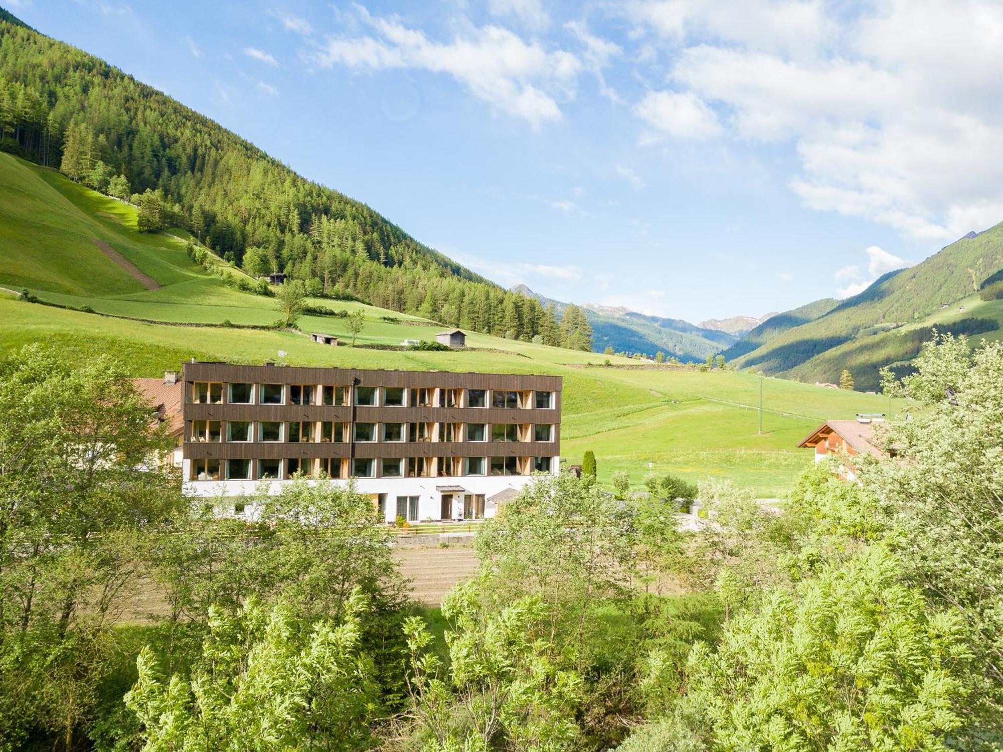 Alpine Life Hotel Anabel Cadipietra Extérieur photo